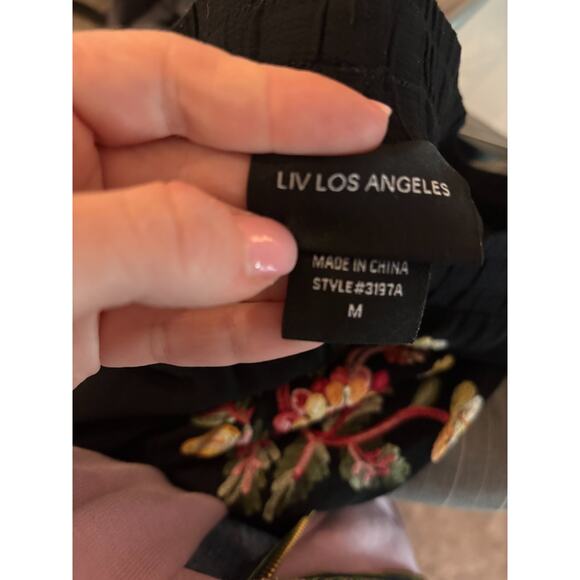 Liv Los Angeles Womens Embroidered Wide Leg High Rise Pants Floral Flower M 6-10 - Picture 3 of 6